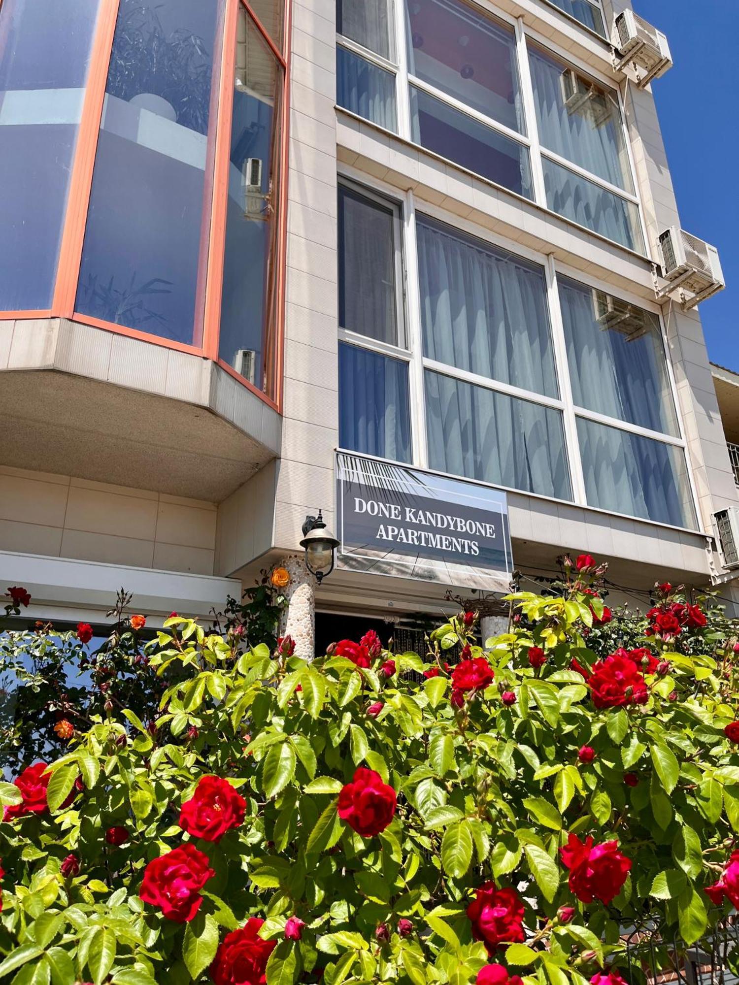 Done Kandybone Apartments Burlach'ya Balka Exterior photo